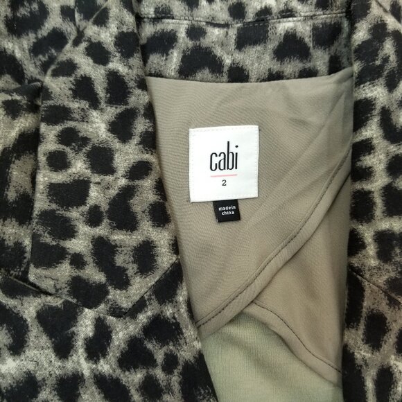 CAbi Women’s Jacket Blazer Jungle Animal Print Style #3373 Gray Black Sz 2 NWOT - Picture 9 of 10